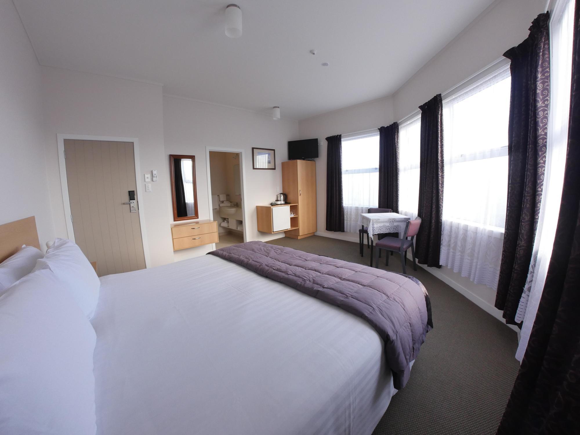 Masonic Hotel Waitara Eksteriør bilde