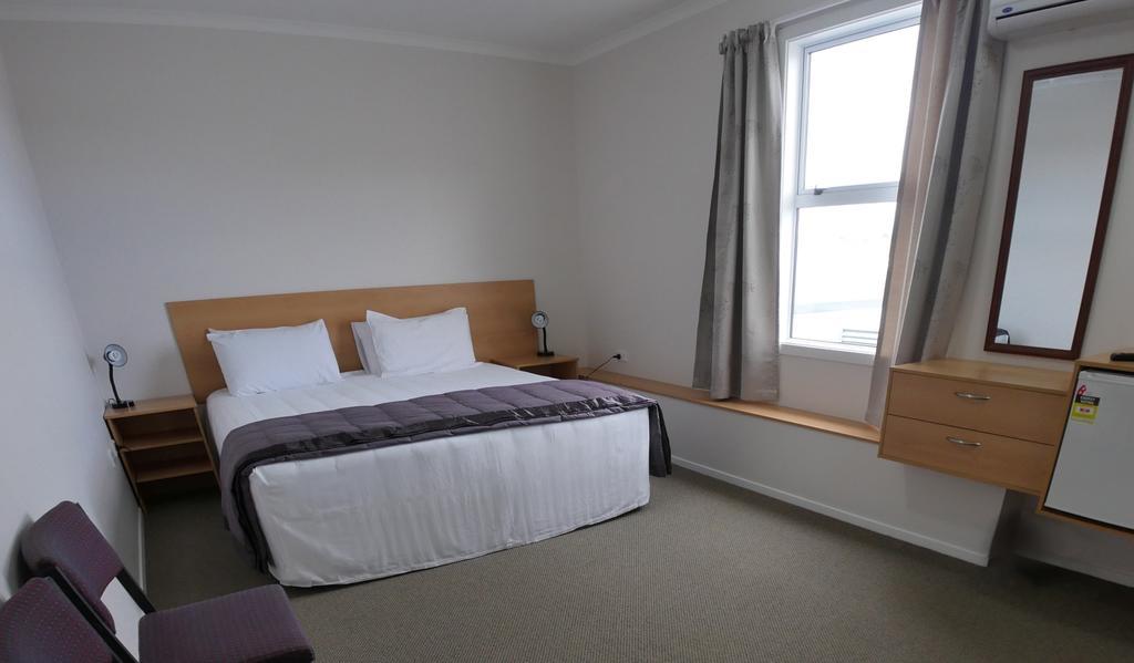 Masonic Hotel Waitara Eksteriør bilde