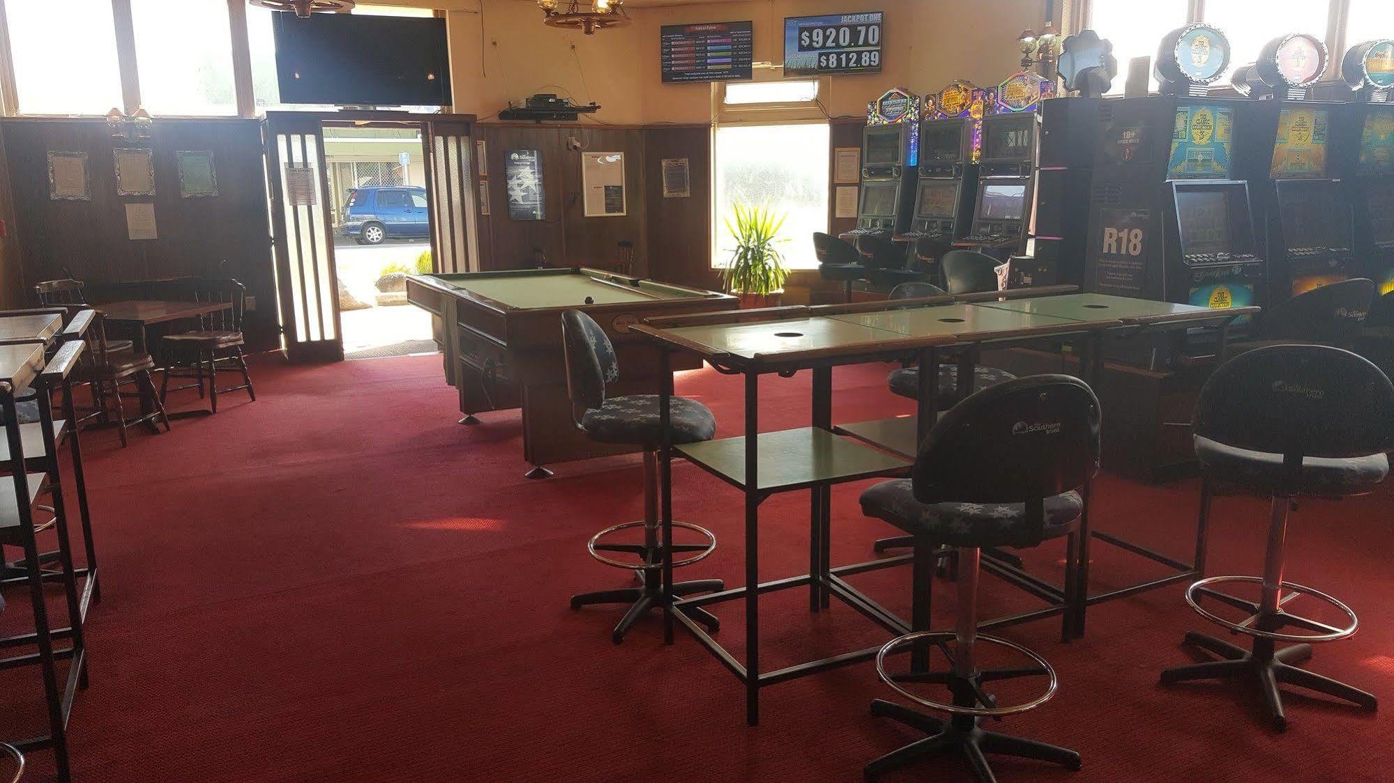 Masonic Hotel Waitara Eksteriør bilde